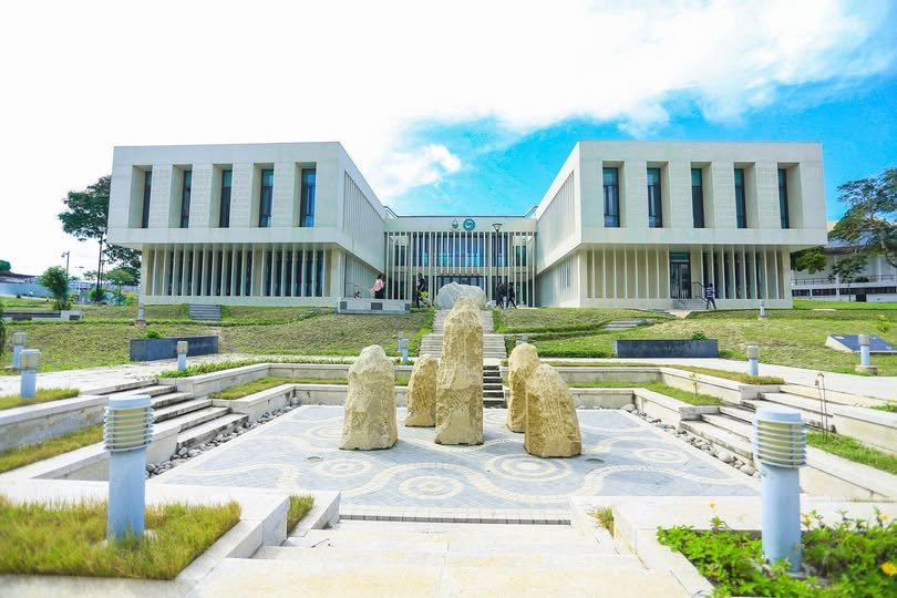 COLLEGE BUILDING UDSM UDOM UNIVERSITY