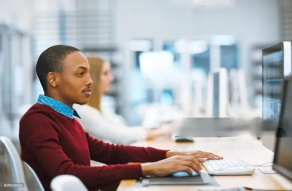 STUDENTS AND COMPUTERS S
