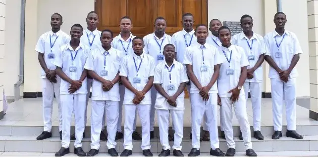 STUDENTS NESI NURSE DOCTOR