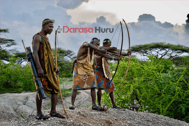 DHANA YA HISTORIA, UTAMBULISHO NA MAADILI YA TAIFA, TOPIC 2: MCHANGO WA HISTORIA NA URITHI KATIKA MAENDELEO - HISTORIA YA TANZANIA NA MAADILI, HISTORIA, UTAMBULISHO NA MAADILI YA TAIFA