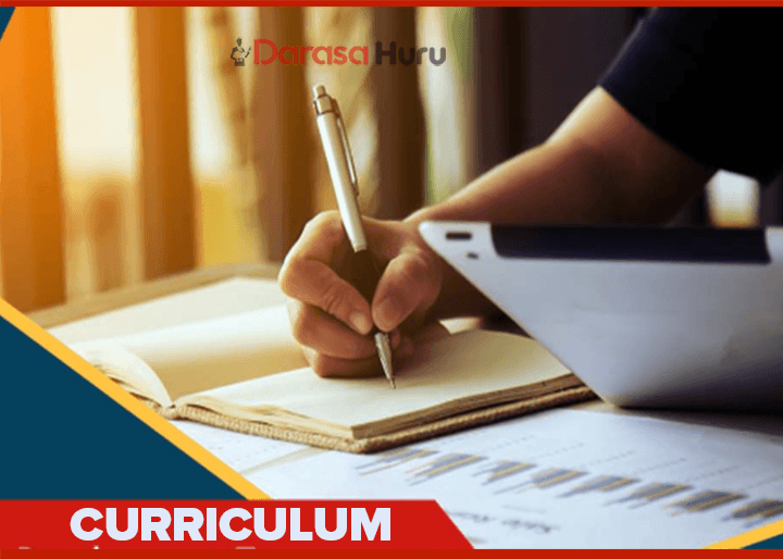 CURRICULUM AND TEACHING - DIPLOMA IN EDUCATION, Topic 6 Teaching Practice - Diploma in Education, TOPIC 5 Planning For Teaching - Diploma in Education, Teaching and Learning, Curriculum Materials, TOPIC 2 Curriculum Development - Diploma in Education, CURRICULUM THEORY